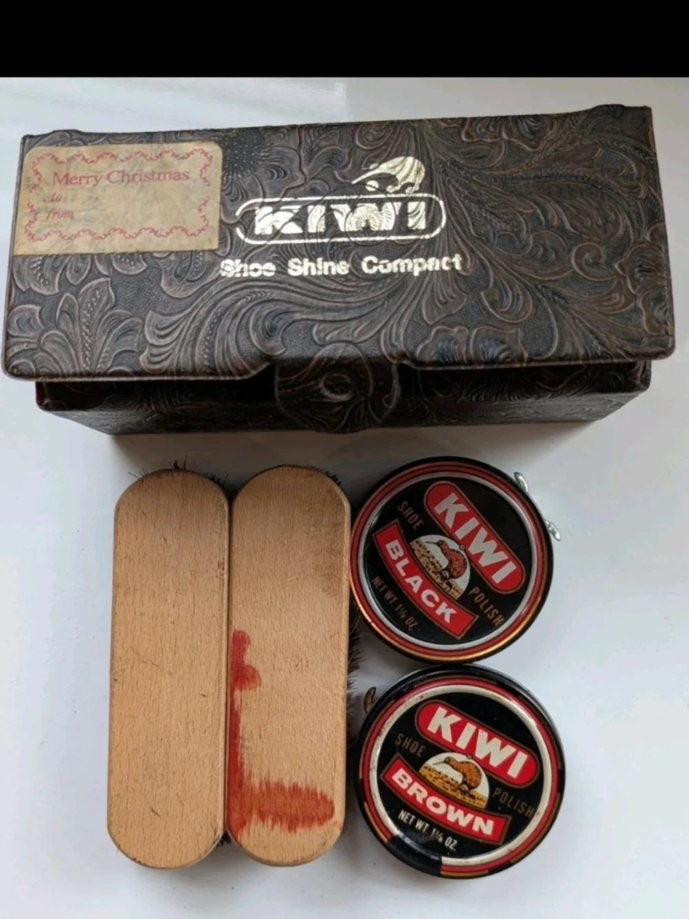 Vintage Kiwi Travel Shoe Shine Compact Kit Faux Tooled Leather Case Two Brushes